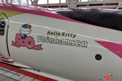 Hello_Kitty_Shinkansen_2018_01